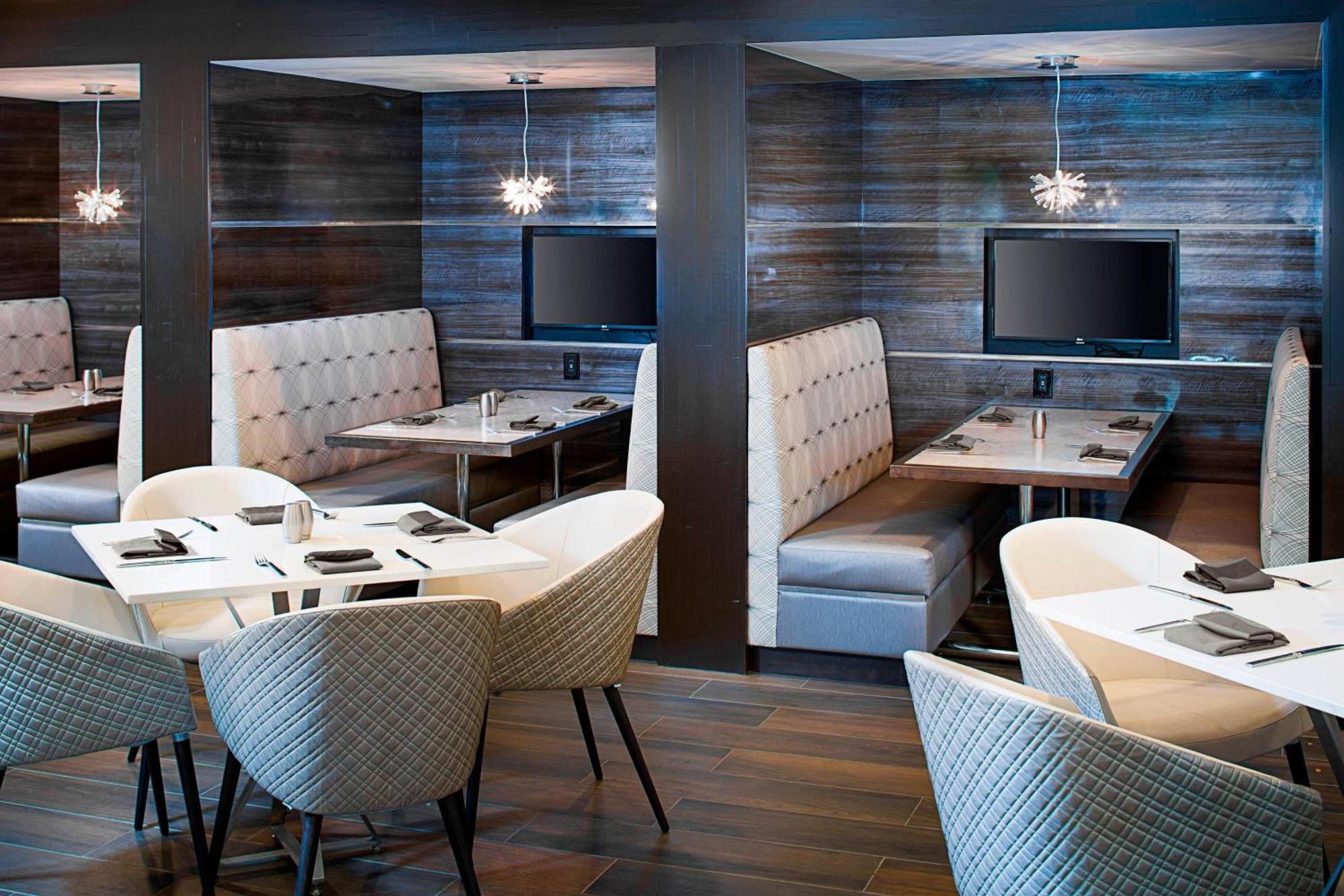 Dallas Marriott Suites Medical/Market Center Екстериор снимка